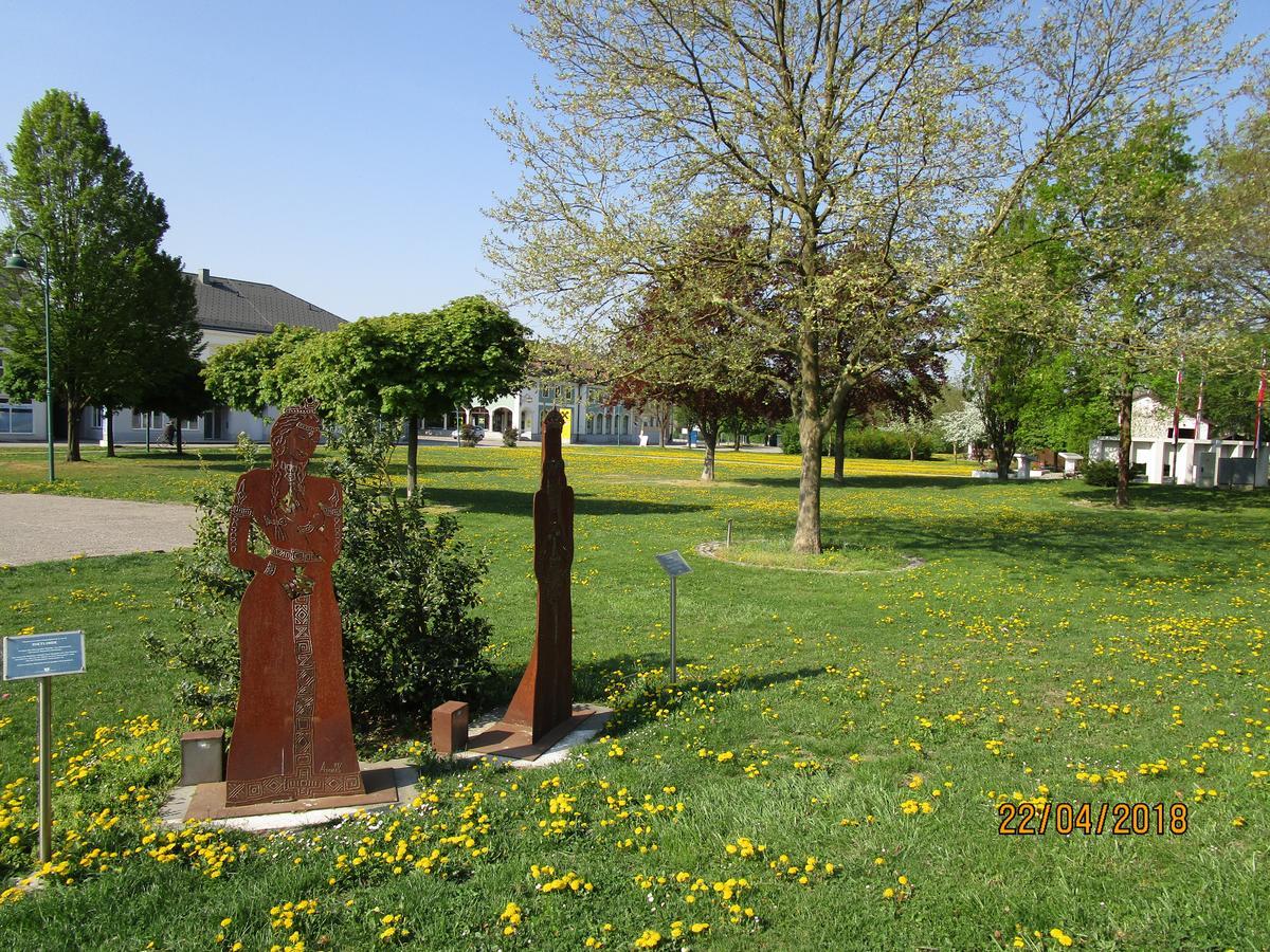 Privatzimmer Familie Wagner Pöchlarn Buitenkant foto